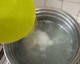Foto langkah ke 3 dari resep Sup oyong putih telur.