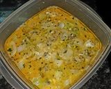 Foto del paso 4 de la receta Tortilla de patata y cebolla con adobo de ajo y perejil
