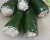 Foto del paso 3 de la receta: Carne y chile relleno de queso con tocino