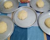 Foto langkah ke 4 dari resep Pizza Bengkak.