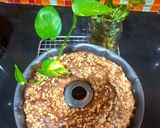 Foto langkah ke 7 dari resep Walnut Marble Cake.