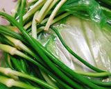 Hình bước làm 1 của món Ngồng tỏi hầm bắp giò heo