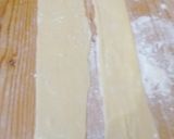 Foto del passaggio 5 della ricetta Chiacchiere di carnevale
