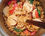 Foto langkah ke 6 dari resep Seblak mie instan.