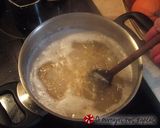 Φωτογραφία βήματος 3 της συνταγής Spaghetti Cacio e Pepe. Η συνταγή