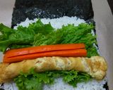 Foto langkah ke 2 dari resep Kimbap Isi Telur Wortel Selada_Bekal Sarapan.