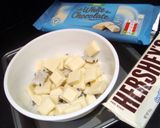 A picture of step 2 of White Chocolate & Oreo Fudge!.