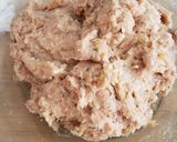 A picture of step 1 of Healthy Meatballs.