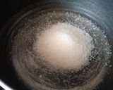 A picture of step 1 of Caramel bowl for desserts.