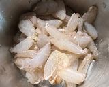 A picture of step 1 of Spicy Stir-Fried Crab Sticks.
