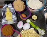 A picture of step 1 of Squillionaire blondies.