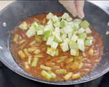 Foto del paso 3 de la receta: Arroz con pescado y calabacín