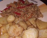A picture of step 4 of Potatoes with egg source.