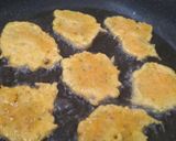 Foto langkah ke 5 dari resep Bakwan Wortel Udang.