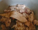 A picture of step 3 of Mutton Yakhni Pulao.