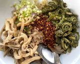 รูปขั้นตอนการทำที่ 3 ของ ลาบเห็ด-มะระขี้นกย่าง🧄🌿🫚🌶️🍄
