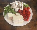 Tofu & tomato for vegan recipe step 1 photo