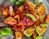 A picture of step 3 of Paneer yakhni.