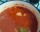 Foto del paso 3 de la receta: Pollo en salsa de tomate