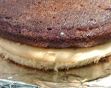 Foto del paso 5 de la receta: Beso de ángel (tres leches y flan en medio)