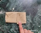 A picture of step 5 of Mint paratha.