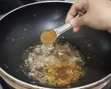 A picture of step 2 of Green Chilli Masala.