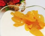 Hình bước làm 4 của món Sữa chua úp ngược
