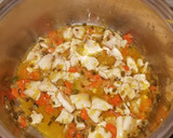 Foto del paso 2 de la receta: Fideos finos con pechuga de pollo