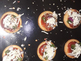 મોનેકો પીઝા બાઈટ (Monaco Pizza Bite Recipe in Gujarati)