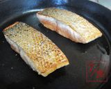 【7/食】30分鐘情人節晚餐 – 煎鮭魚與蔬菜的食譜步驟7照片