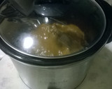 Foto del paso 10 de la receta: Codillo de cerdo (chamorro) en salsa de miltomate con chile pasilla y jalapeño (olla de cocción lenta-slow cooker).