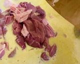 รูปขั้นตอนการทำที่ 4 ของ แกงเขียวหวานไก่เครื่องใน