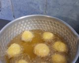 Foto langkah ke 4 dari resep Tahu Bulat Digoreng Enggak Dadakan Anti Gagal Ala Pita.