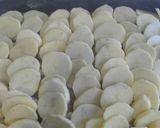 Tepsis húsos krumpli 🙂 recept fázis 4 fotója