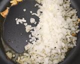 Foto del paso 1 de la receta: Arroz a la paella con Panceta y Piquillos a la Brasa