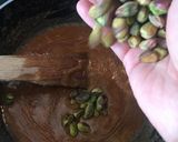Foto langkah ke 3 dari resep Pie kacang karamel 😂.