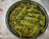 A picture of step 4 of Methi muthiya dhokla.