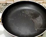 A picture of step 2 of Dhaba style matar masala.