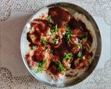 A picture of step 4 of Methi spinach dahi vada.