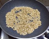A picture of step 1 of Oats Idli.