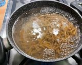 Une image de l'étape 2 de Macaronis complets au roquefort et lomo fumé.
