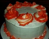 A picture of step 14 of Whipped cream vanillah cake.