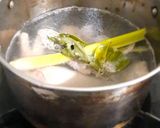 Foto langkah ke 2 dari resep Bubur Ayam kuah kuning Praktis Magiccom.