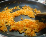 A picture of step 2 of Easy Meat Pie for Beginners.