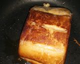 A picture of step 4 of Toasted Bread With Eggs and grilled Chicken.