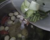 Foto langkah ke 3 dari resep Sayur Bening Labu Buncis Putren.