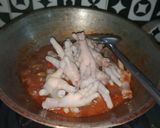 Foto langkah ke 4 dari resep Ceker Mercon.