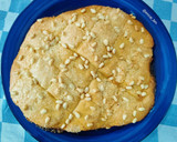 Foto del paso 10 de la receta: Coca de San Juan con piñones