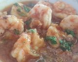 รูปขั้นตอนการทำที่ 2 ของ กุ้งผัดกระเทียม