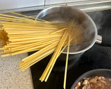 Foto del paso 4 de la receta: Tallarines con champiñones y tomate seco